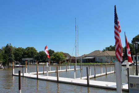 Puce Marina Docks